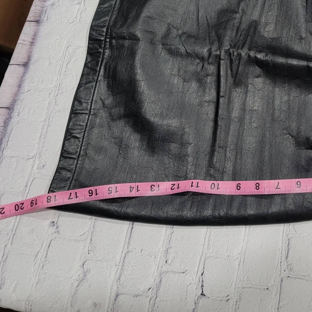 Wilsons Suede & Leather Genuine Vintage Black Leather Pencil Skirt 8 - Picture 9 of 9